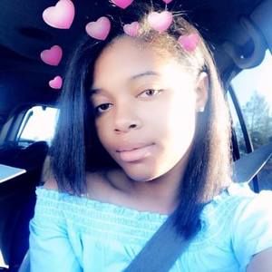 Meet your Posher, Staja